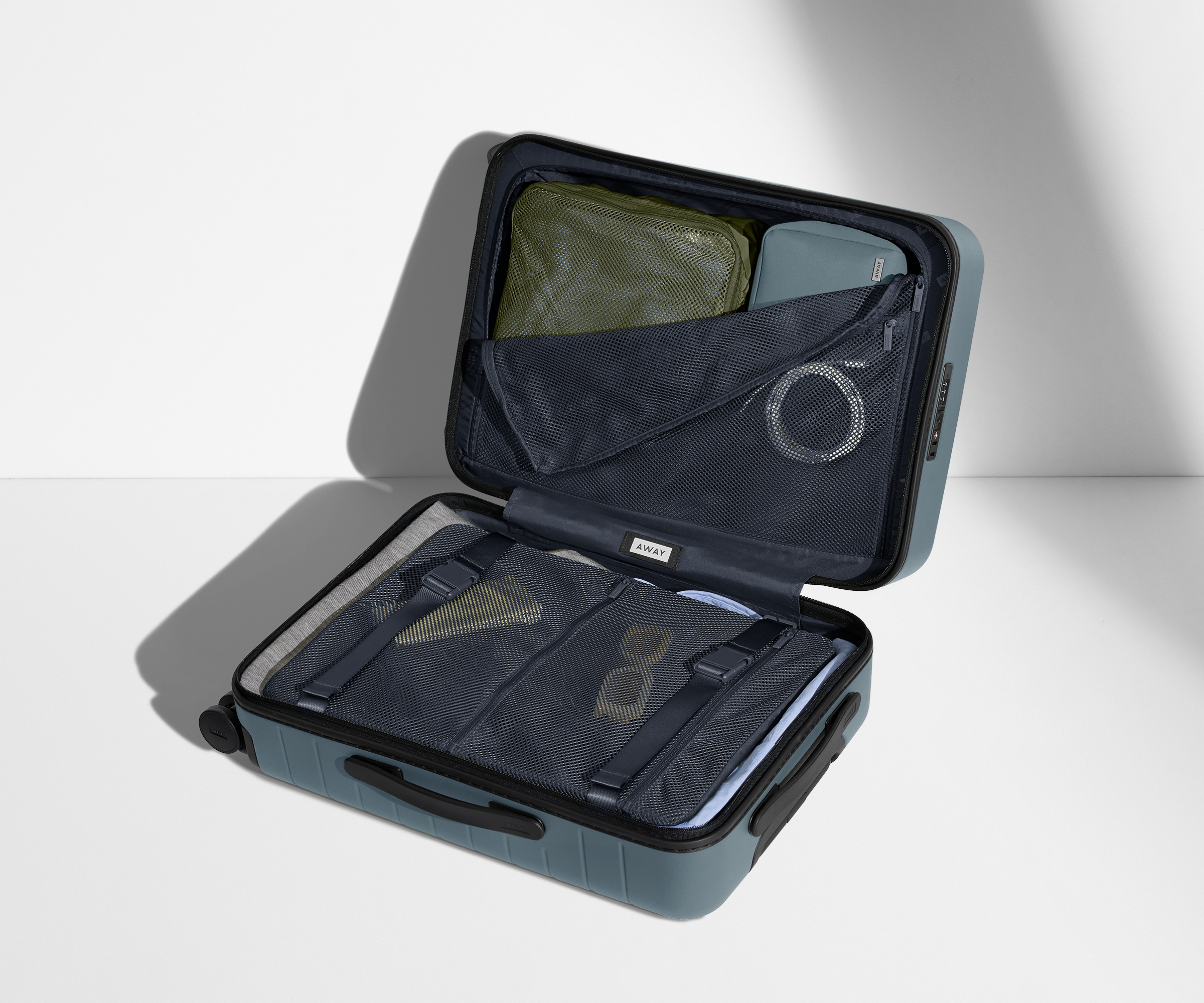 Away's Bigger Carry-on packed and organized with packing cubes